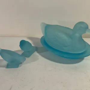 Westmoreland & L.E. Smith Blue Satin Glass Birds – 3 Pieces