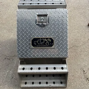 Locking Semi Tool Box/ With Brackets