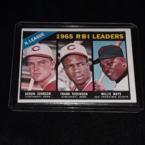 1966 Topps Willie Mays / Frank Robinson / Johnson