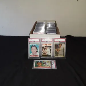 100 Graded Card Lot Mantle Mays Ruth Jackie Aaron