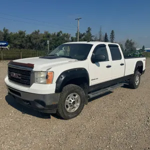 2011 GMC Sierra 2500HD SLE Crew Cab 4X4 Pickup Truck