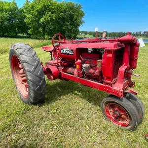 IHC F-12 Tractor
