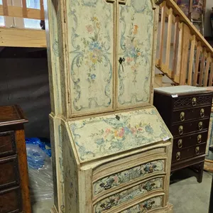 ANTIQUE VENETIAN SECRETARY DESK
