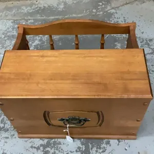 “DECORHOME” MAPLE MAGAZINE RACK W/ SIDE STORAGE