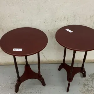 PAIR OF ROUND END TABLES/PLANT STANDS