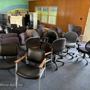 (31) office chairs
