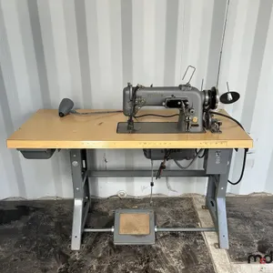 Singer Sewing Machine
 UNRESERVED