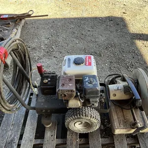 Honda 4-2000 Pressure Washer & Makita Chop Saw