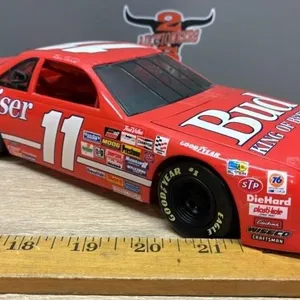 ERTL 1:18 NASCAR #11 Budweiser Car.