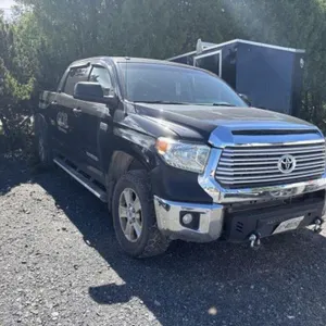 2017 Toyota Tundra Crew Cab 4x4 Pickup Truck 5TFDY