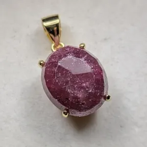 $4,796 Appraisal 2.5 ct Cert. Silver Ruby gem