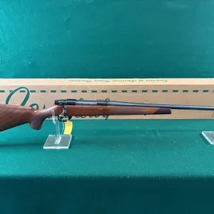 NIB Weatherby Vanguard 300 Wby Mag Rifle