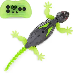 NEW $47 HEX Bots Wall Crawler Gecko Toy