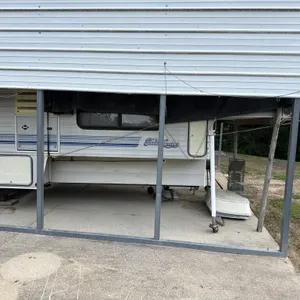Shadow Cruiser Truck Bed Camper 144x91x81