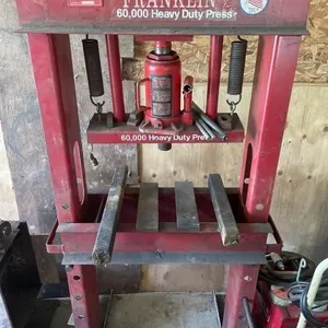 Franklin 60,000 pound heavy duty press