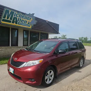 2011  Toyota  Sienna