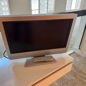 Toshiba LCD TV with Remote