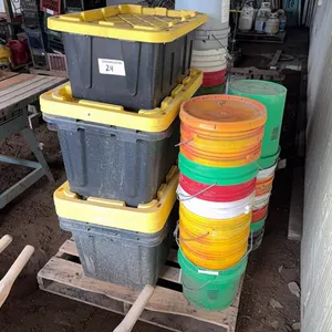 Large quantity of 5 gallon pales & plastic totes