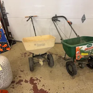 2 spreaders