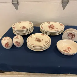 Horse & Cowboy dinnerware