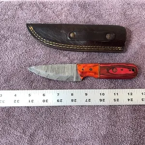 Damascus steel knife