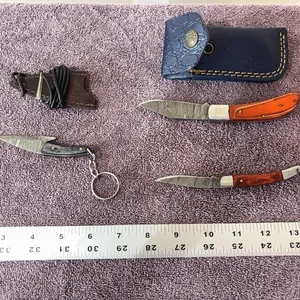 Damascus steel pocket knives