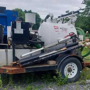 Wachs 77-000-35 Sprayer/Vacuum Trailer
