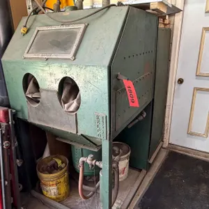 Kelco  Sandblast Cabinet