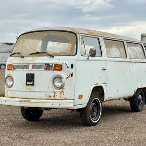 1973 VOLKSWAGEN 231040 VAN