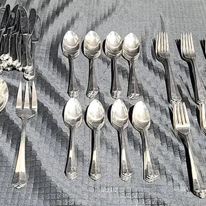 Retroneu Korea Stainless Steel Silverware, 16 Placesettings and 3 Serving