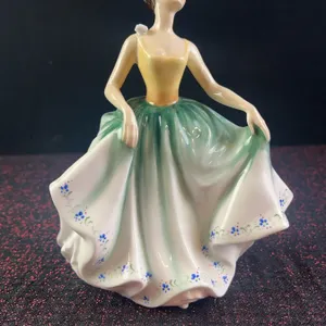Royal Doulton Cynthia HN2440 Figurine, 6 Inch