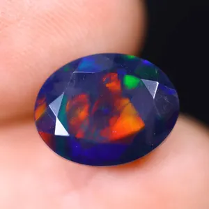 Natural Welo Black Opal, 2.50ct, Oval Faceted