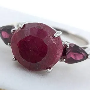 Sterling Silver Ring with 8.13ct Ruby and Rhodolite Garnets