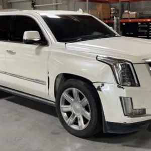 (CA) 2015 Cadillac Escalade