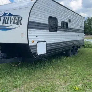 2024 Gulfstream Grand River 25bh Travel