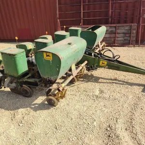 John Deere 4 row planter