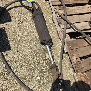 Hydraulic cylinder