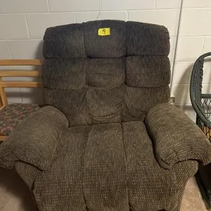 ROCKER RECLINER