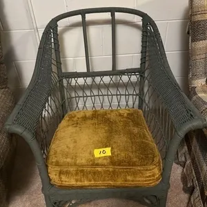 WICKER ROCKER