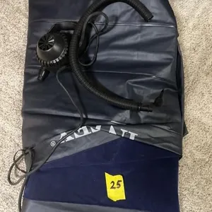 SINGLE AIR MATTRESS W/PUMP