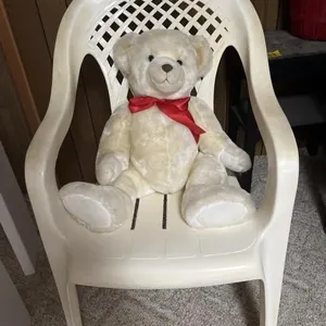 LAWN CHAIR W/TEDDY BEAR