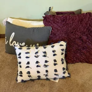Decorative Throw Pillows