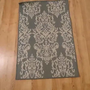 Rug