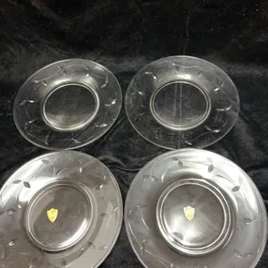 4 Tiffin Hand Made Clear Glass Plates with Etched Leaf Motif, 8-Inch Diameter Each Plate 1950s