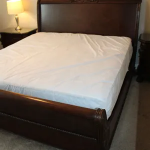 Hooker Seven Seas Sleigh Bed