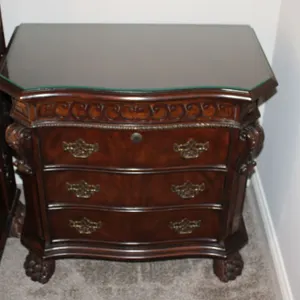 Hooker Seven Seas Bedside Chest