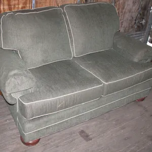 Sofa Express 65" Upholstered Loveseat