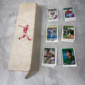 Topps Baseball Cards Lot