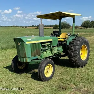 1975 John Deere 2030 tractor
