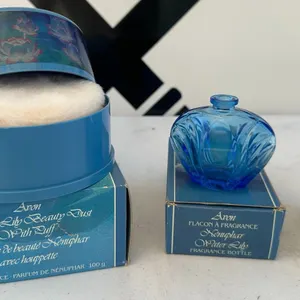 Avon Water Lily Beauty Dust and Blue Fragrance Bottle Set